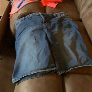 St John’s Bay Bermuda blue jean shorts. XXL